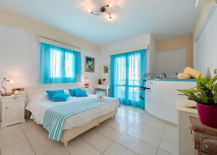 Ellinon Thea Boutique Firostefani