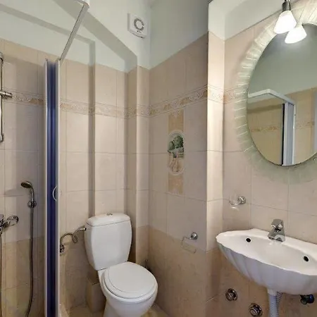 Ellinon Thea Boutique 3*