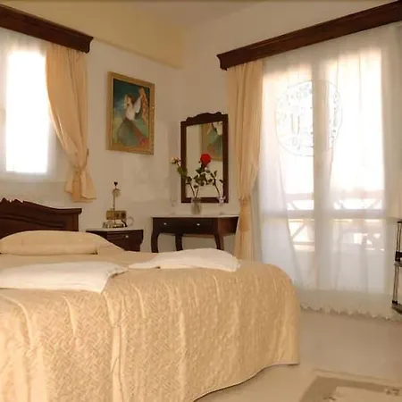Ellinon Thea Boutique Hotel 3*