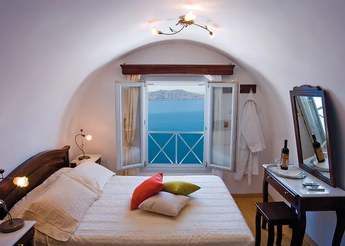 Ellinon Thea Boutique Firostefani