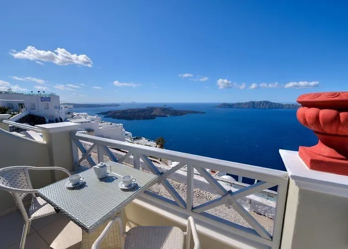 Ellinon Thea Boutique Firostefani