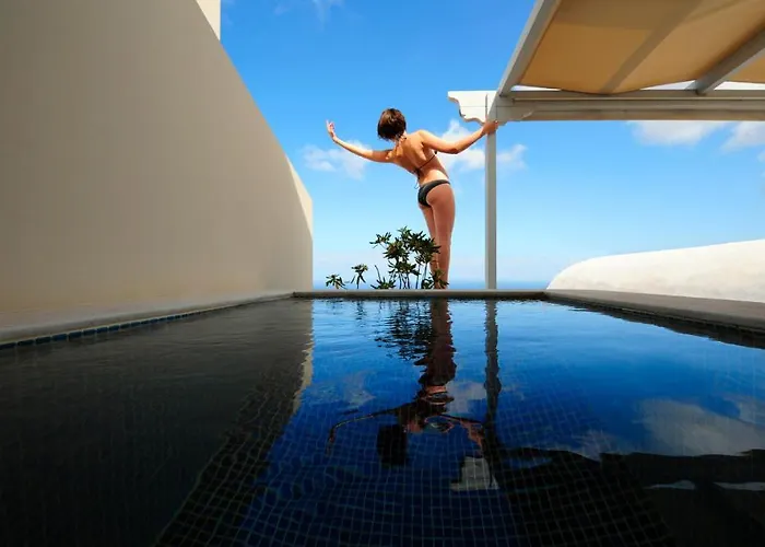 Ellinon Thea Boutique 4*